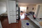 Объект 30046. Собственник выгодно продаёт 4-х комнатную квартиру в Черногории. До пляжа 5 минут пешком!