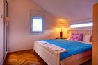 Объект  29126. Очень уютная 3-комнатная квартира с видом на море недалеко от пляжей в Будве. Выгодно: 958 евро/кв.м.!