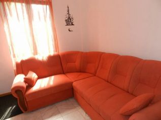 Объект 30097. Недвижимость в Черногории: продаётся 2-комнатная квартира с мебелью.
