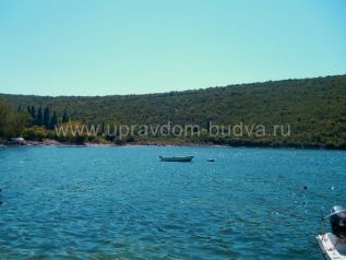 Объек-18576. Земельный участок на первой линии моря! 10 соток! Разрешено строительство!